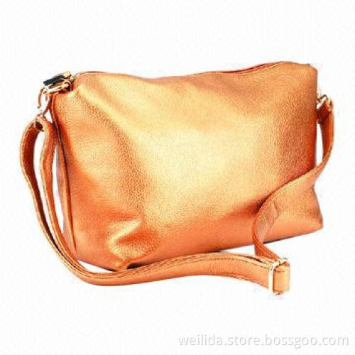 PU shoulder bag with a removable shoulder strap